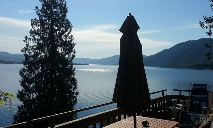 Manson Cabin | Amazing views of Lake Chelan! Unique "Treehouse" cabin with 2 bedrooms & 1 bath