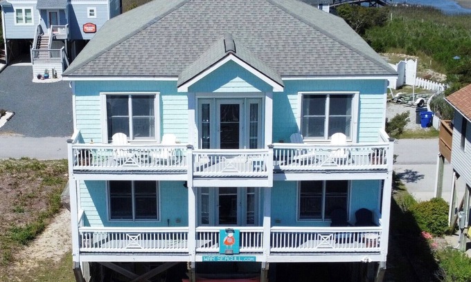 Long Beach House | Amazing views, steps to the ocean - OKI gem
