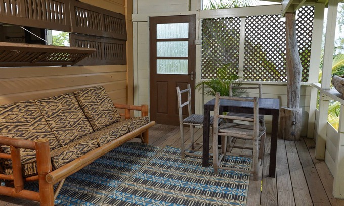 Robins Bay Villa | Amazingly Affordable Savings "Rustic Jamaican Vibes" on Ocean Front, Selecluded