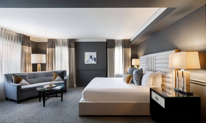 Downtown Tulsa Hotel | Ambassador Hotel Tulsa, Autograph Collection