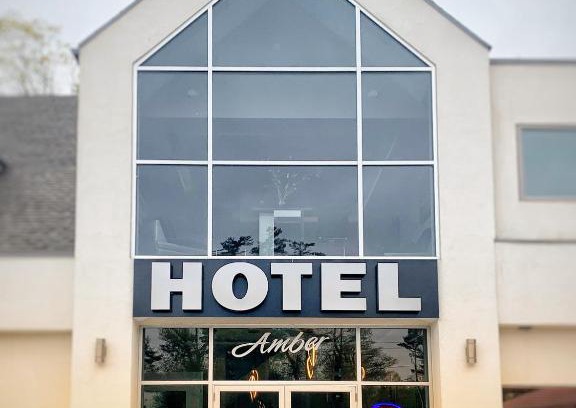 Grand Bend Hotel | Amber Hotel