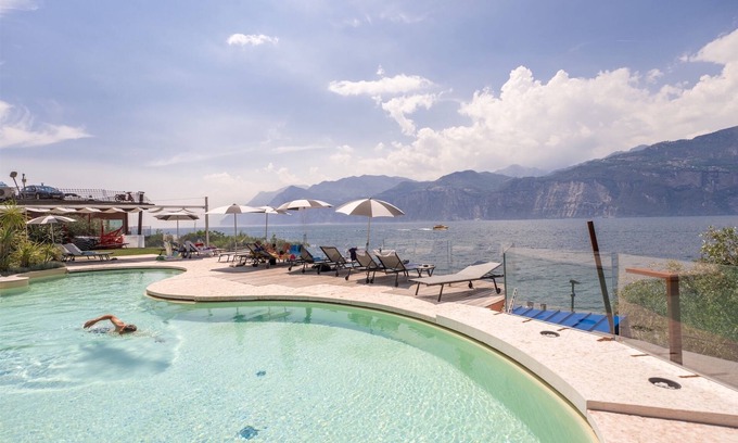Malcesine Hotel | Ambienthotel Primaluna