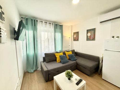 Prosperidad Apartment | AMCH Hospedaje Metro Avenida de America 04