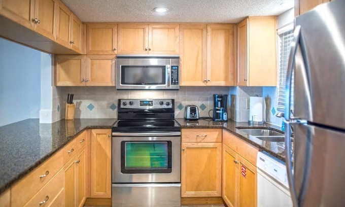Fernandina Beach Condo | Amelia South F6 - Ocean Front! | 2 Bed, 2 Bath