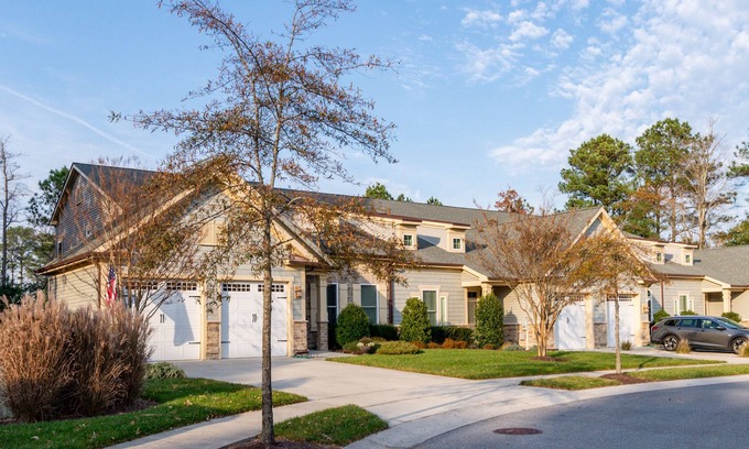 Ocean View House | AMENITIES ABOUND IN AWARD WINNING RESORT OF BAY FOREST- 38903 CEDAR WAXWING