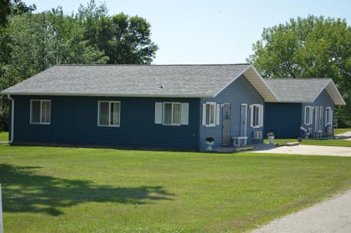 Emmetsburg Hotel | Americas Best Value Inn Suburban