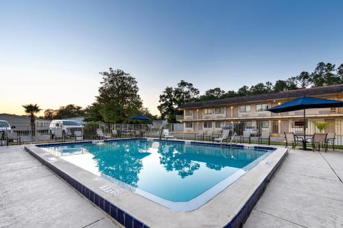 Lake City Hotel | Americas Best Value Inn - Lake City