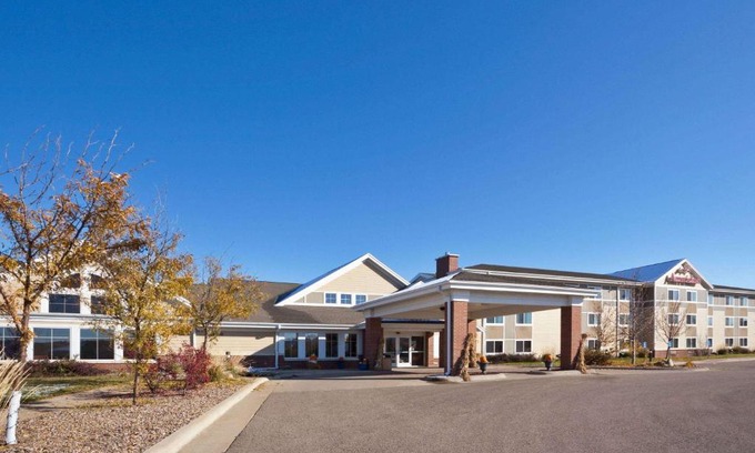 Fort Pierre Hotel | AmericInn by Wyndham Fort Pierre Conference Center