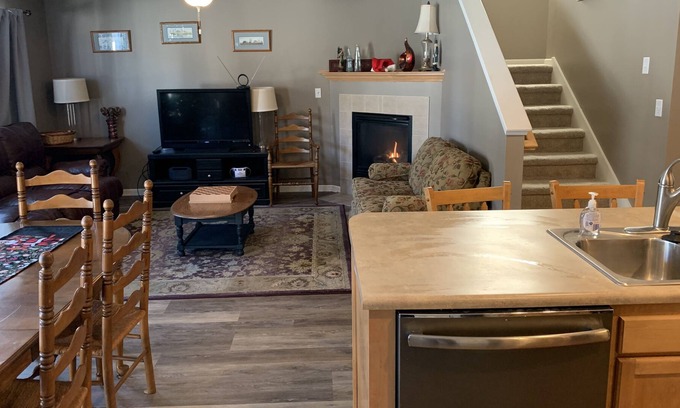 Ames House | Ames home away from home