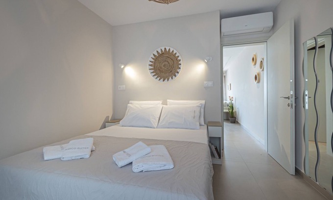 Nea Moudania Apartment | Amico Suites 1 by Rentals Pro - Nea Moudania