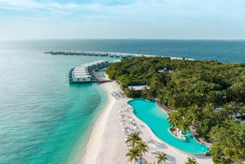 Finolhas Island Resort | Amilla Maldives