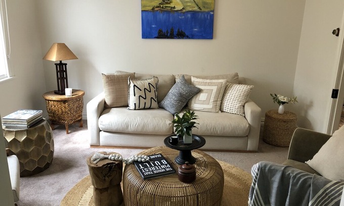 Leura House | AMIRA @ Leura - Short 10 minute walk to town