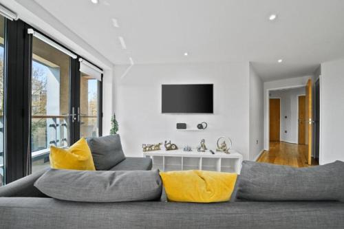 Chaucer Apartment | AMISHA 2Bedroom Apartment in Tower Bridge London Bridge Bermondsey - Perfect For Long Stays