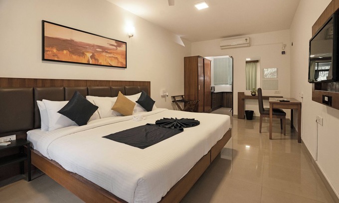 Indiranagar Hotel | Amor Mystic Inn