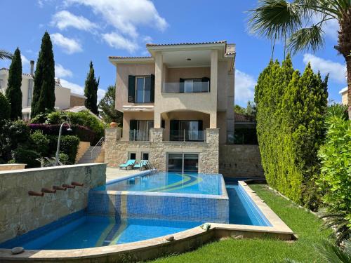 Neo Chorio Villa | Amorosa Beach Villa 14