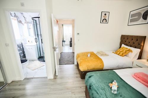 Everton Apartment | Ampee Guest Suite-Free Parking