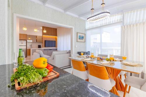 Canto Grande Apartment | Ampla Cobertura Duplex na Praia de Canto Grande