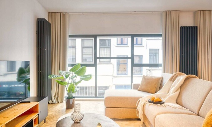 University District Apartment | Ample 2-BR Apt in Antwerp