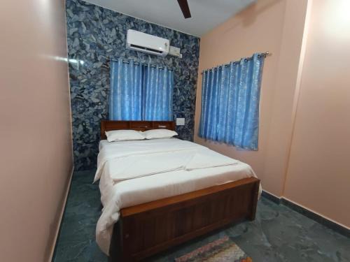 Honavar House | Amruth Homestay Honavar room 2