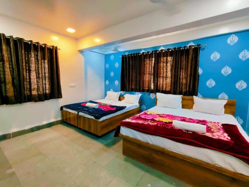 Koregaon Park Hotel | Amrutwa Guest House