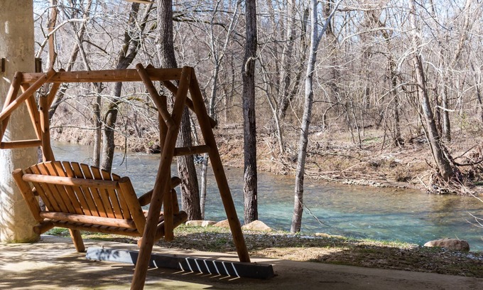Pigeon Forge Cabin | Amy's Waterfront Blessing w/Hot Tub, Arcade , & Fishing 2 King Master Suites