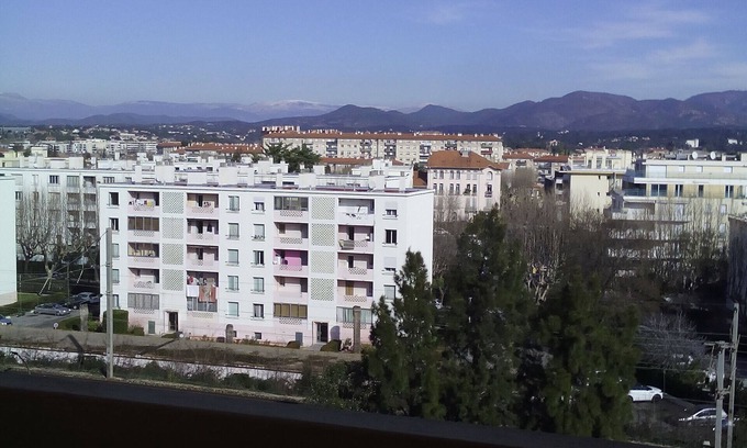 Frejus Plage Apartment | An apartment with views