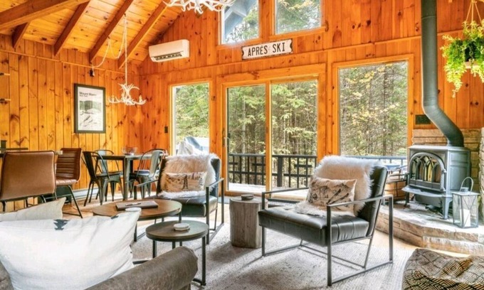 Jay Ski Chalet | An Après Adventure Destination!