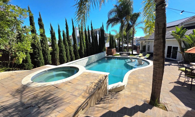 Rancho Penasquitos House | An Artist's Dream 4-Bedroom Retreat with Pool, Hot Tub, Firepit, BBQ island