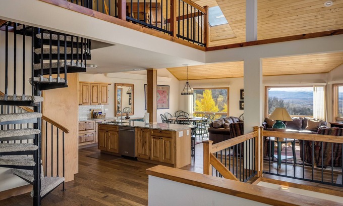 Steamboat Springs House | An Easy 3-minute, 150 Yard Walk to the Slopes!
