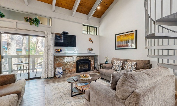 South Lake Tahoe House | An elevated mountain escape awaits at this Lakeland Village townhome