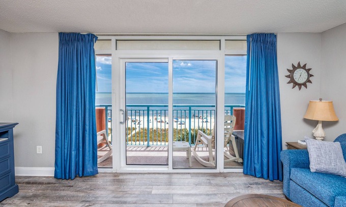 Myrtle Beach Condo | An Endless Summer Getaway