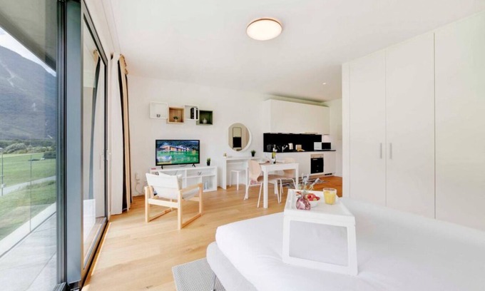 Claro Apartment | An oasis of peace in nature (Andromeda 12 Residenza Ticino)