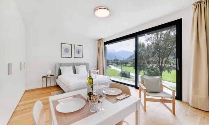 Claro Apartment | An oasis of peace in nature (Cassiopea 13 Residenza Ticino)
