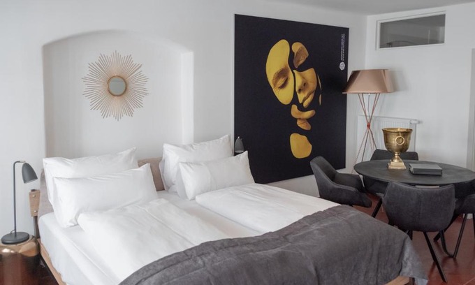 Innenstadt Hotel | ANA Living Augsburg City Center by Arthotel ANA - Self-Service-Hotel