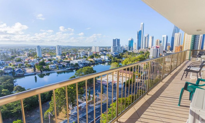Surfers Paradise Apartment | Anacapri Holiday Resort Apartments
