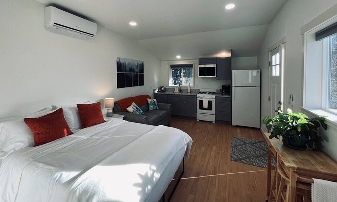 Anacortes Apartment | Anacortes Studio Guest Suite