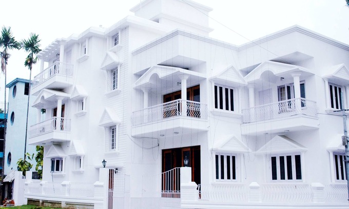 Salt Lake House | Anamitra Guest House