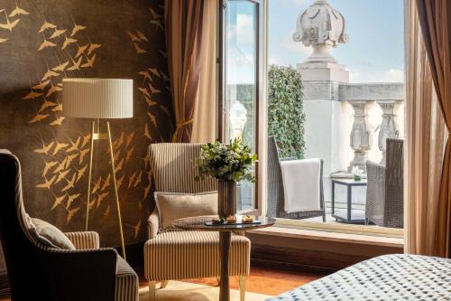 Erzsebetvaros Hotel | Anantara New York Palace Budapest - A Leading Hotel of the World