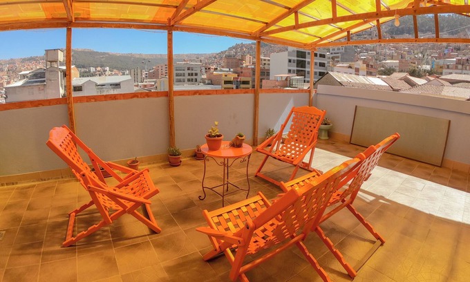 Downtown La Paz Hostel | ANATA HOSTEL