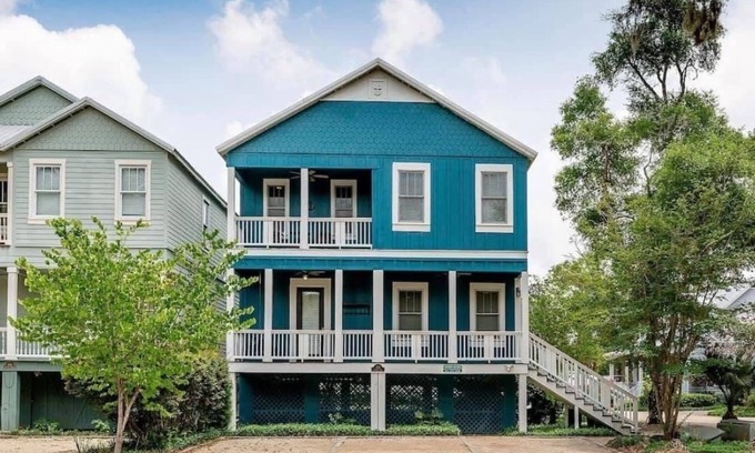 Steinhatchee House | Anchor Hill- 4 bedrooms, WiFi & pool table in the Stein. Landing Resort