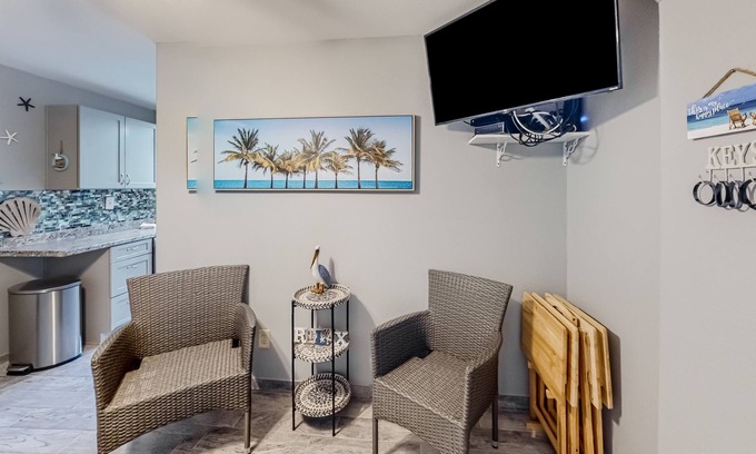 Corpus Christi Condo | Anchor Resort 122 | Condo with in/outdoor pools, dock, beach access, BBQ area