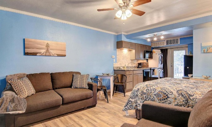 Corpus Christi Apartment | Anchor Resort II