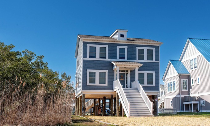 Captain's Cove House | Anchor's Away - Waterfront, Pet Friendly, Pools!