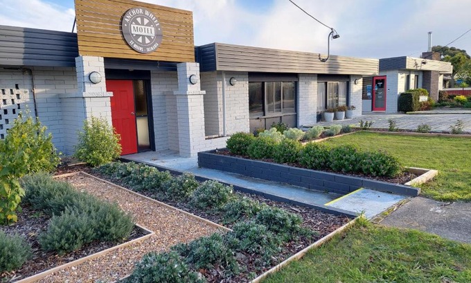 St Helens Hotel | Anchor Wheel Motel