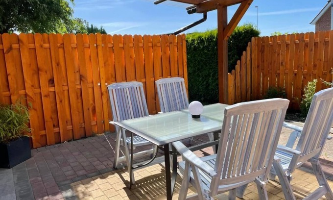 Fliegenberg Apartment | Anchorage - Holiday apartment on the Elbe dyke