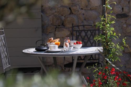 Buis-les-Baronnies Bed & Breakfast | Ancienne Cure