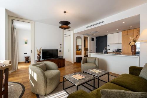 Kabatas Apartment | Ando Living - Taksim Gumussuyu Townhouse