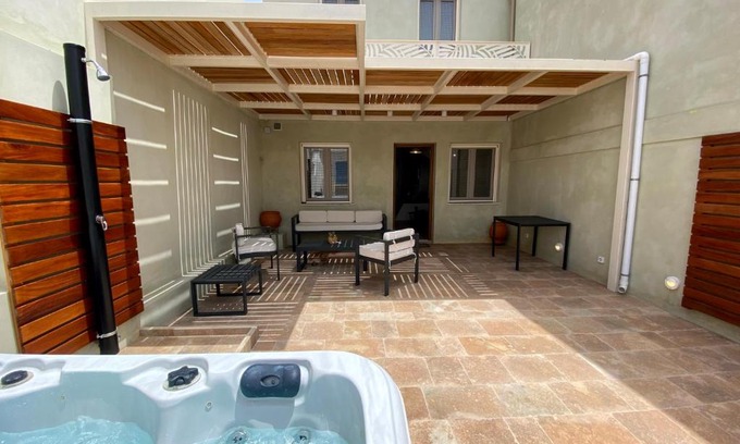 Ormos Korthiou Apartment | Andros 4 All Seasons Villas & Suites - Psaltis street