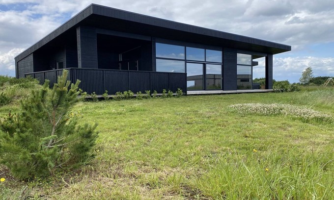 Hvidbjerg Strand House | "Anelle" - 500m from the sea by Interhome