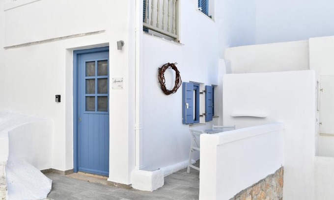 Naousa Apartment | ANEMA2 Studio in the Heart of Naousa